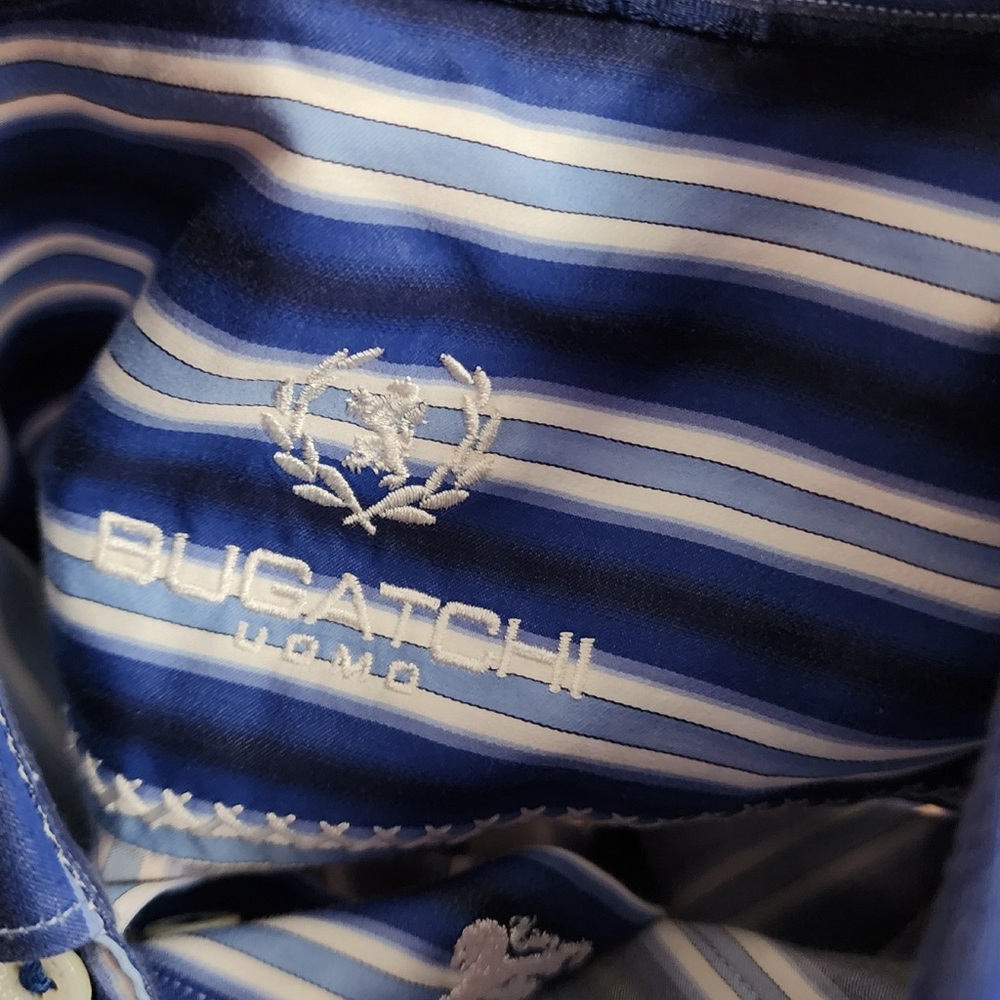 Bugatchi Uomo Shaped Fit Blue & White Stripe Men’s Buttom Down Size Medium - Picture 12 of 13